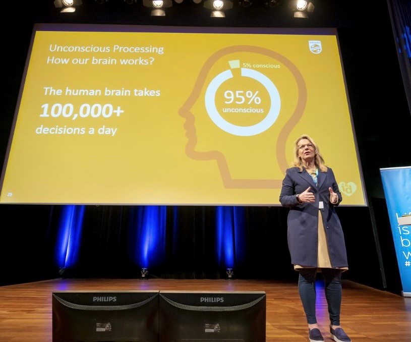 Presentatie over onbewuste vooroordelen door Esther Mollema